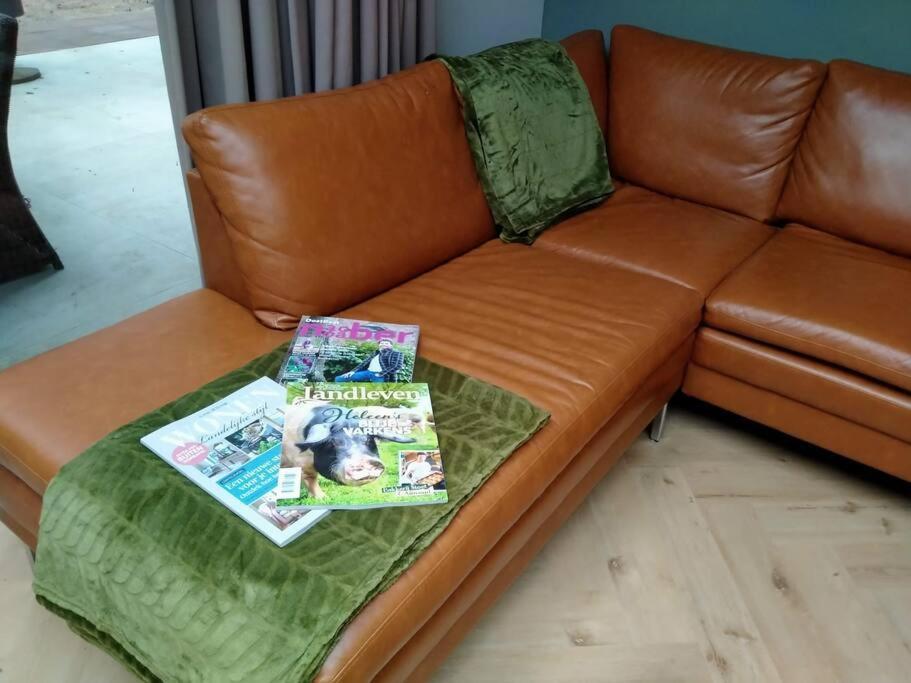 Kindvriendelijke Bungalow In Het Bos Bij Zwemmeer. Vilsteren المظهر الخارجي الصورة